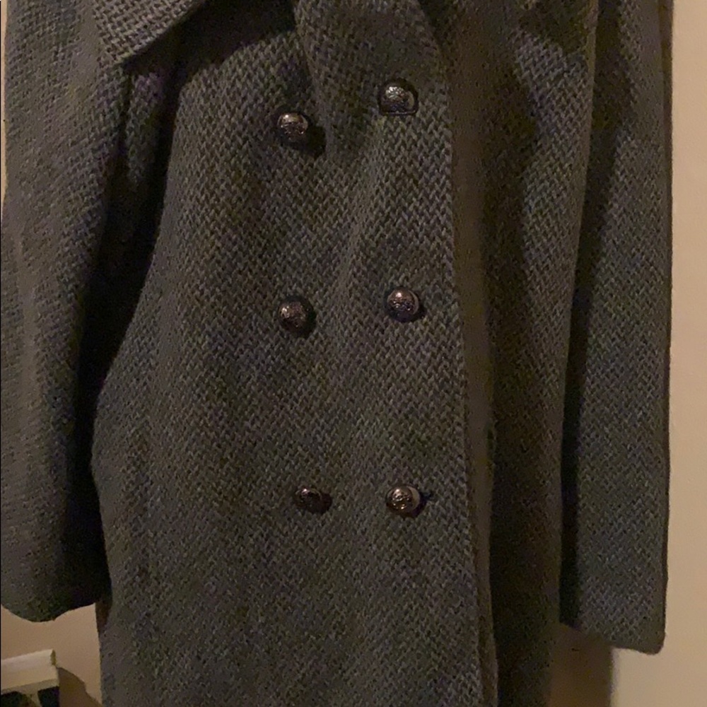 Coat - Picture 6 of 11